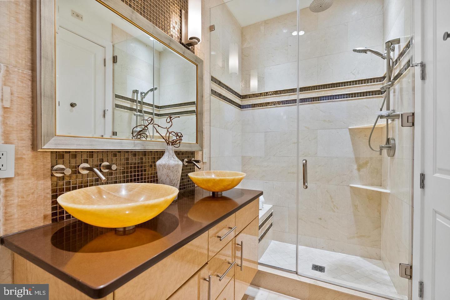 1617 Swann Street Northwest, Unit 5 Washington, DC 20009 - Photo 18 of 23