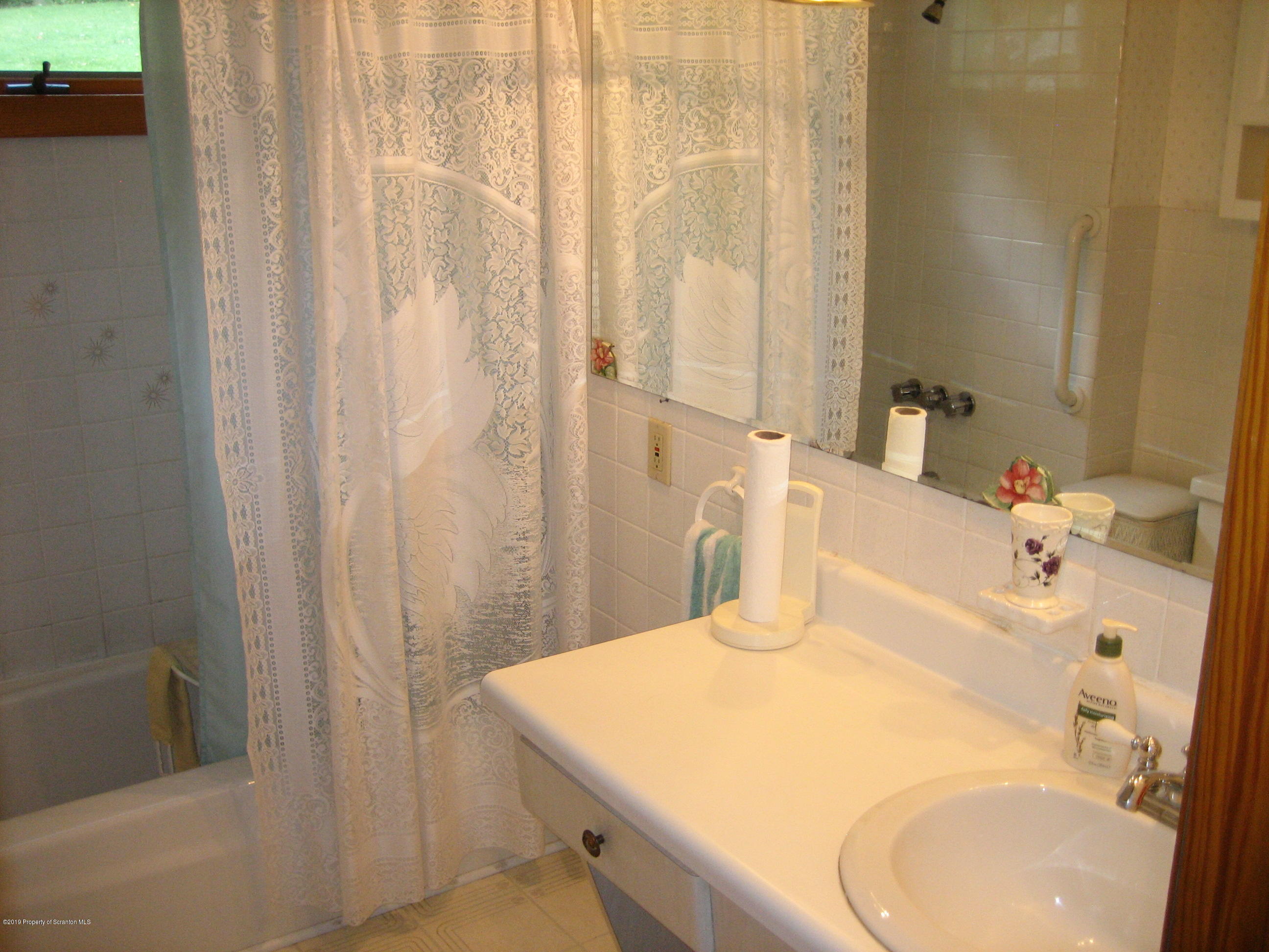 1770 Scott Road Blakely, PA 18447 - Photo 15 of 44 Gallery Image 15