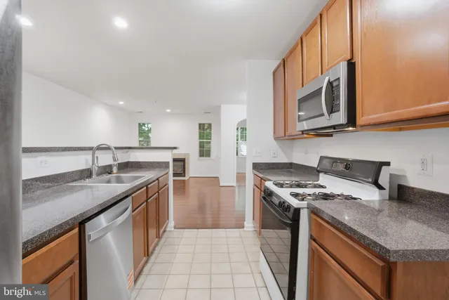 $230,000 | 34 Hawk Rise Lane, Unit 103, Owings Mills, MD 21117