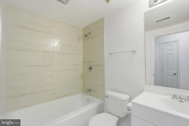 $230,000 | 34 Hawk Rise Lane, Unit 103, Owings Mills, MD 21117