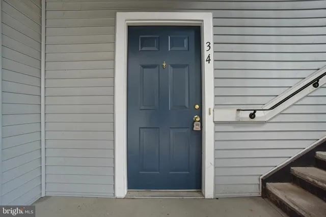$230,000 | 34 Hawk Rise Lane, Unit 103, Owings Mills, MD 21117