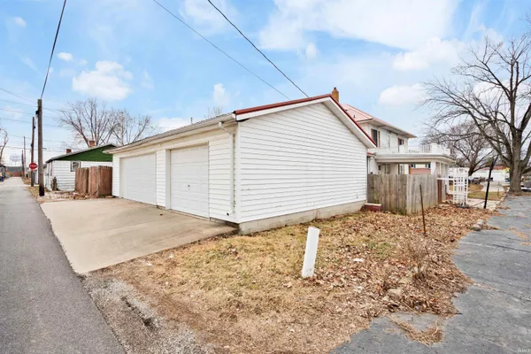 $249,900 | 640 South Main Street, Kokomo, IN 46901