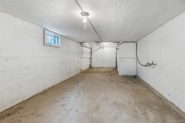 a view of a storage & utility room