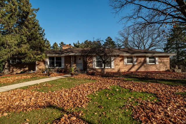 $499,900 | 2434 South 118th Street, West Allis, WI 53227