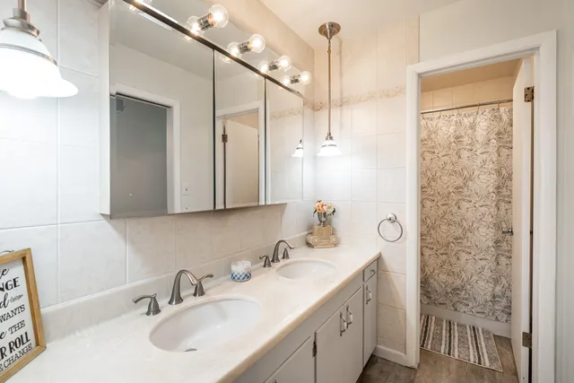 $499,900 | 2434 South 118th Street, West Allis, WI 53227