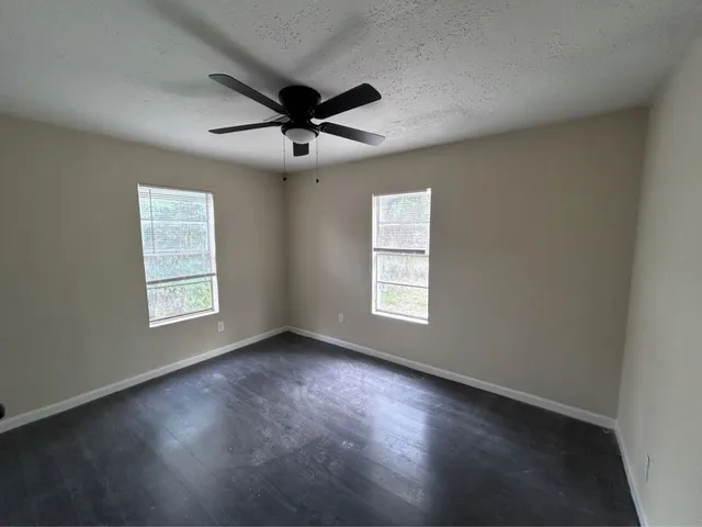 $1,999 | 7918 Woodlyn Road, Houston, TX 77028