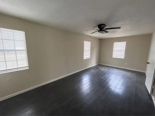 $1,999 | 7918 Woodlyn Road, Houston, TX 77028