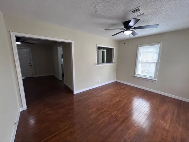 $1,999 | 7918 Woodlyn Road, Houston, TX 77028