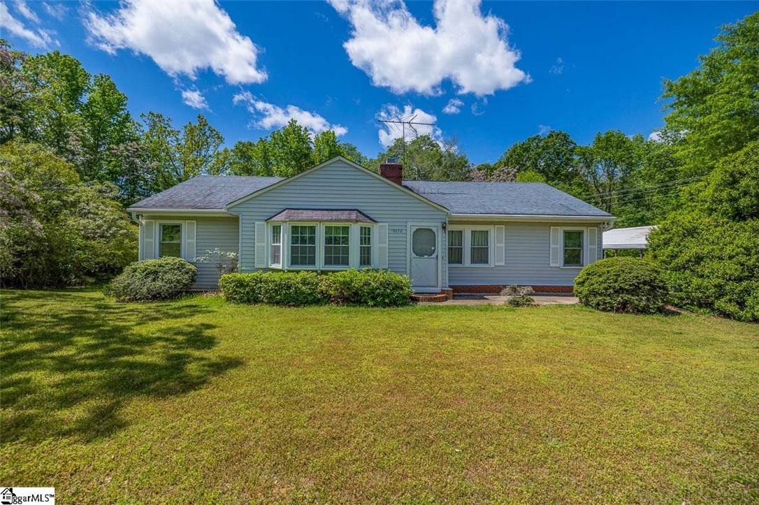 10676 Augusta Road Belton, SC 29627 - Photo 5 of 29
