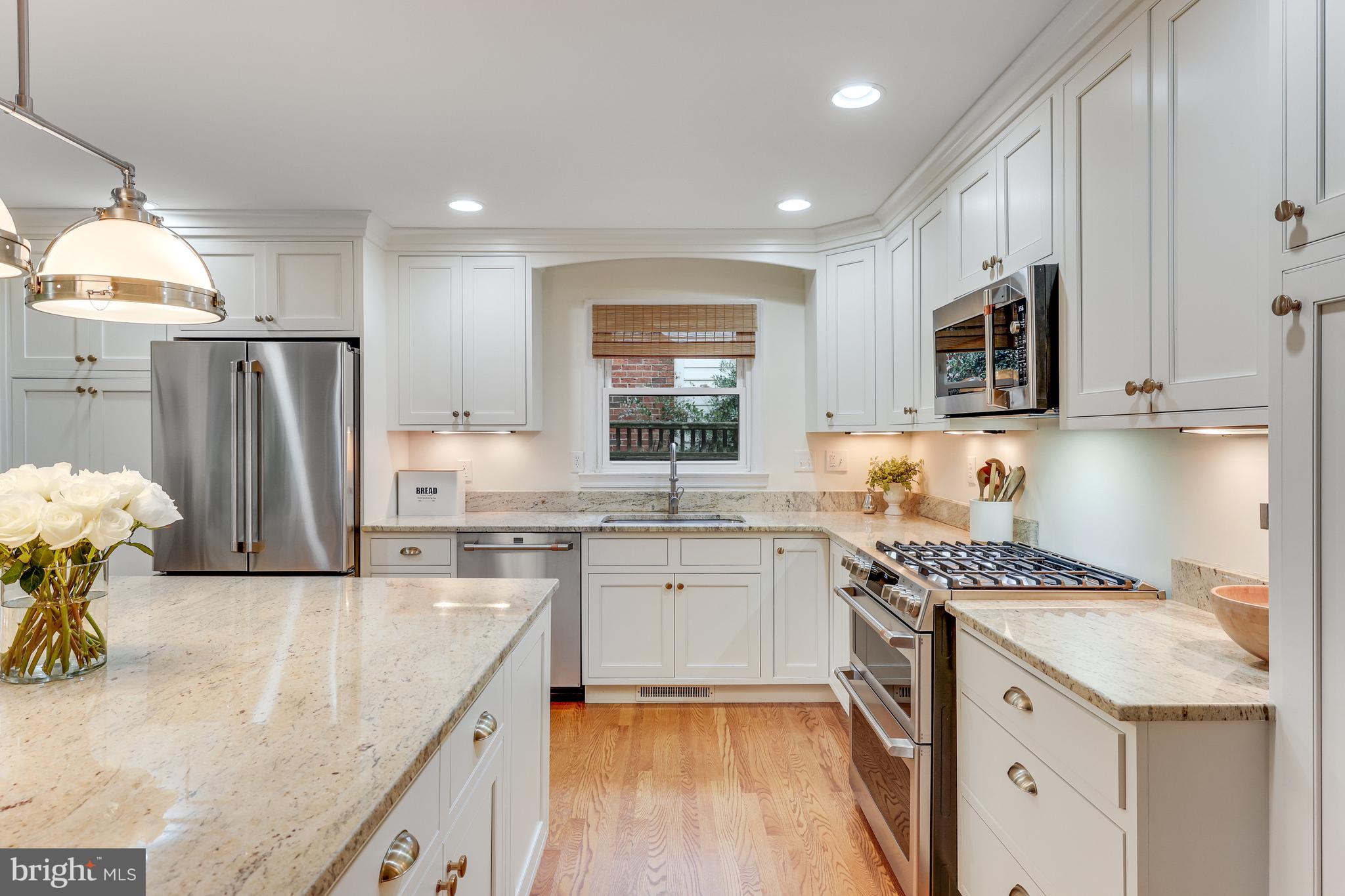 6804 Baron Road McLean, VA 22101 - Photo 28 of 66 Inset White Cabinetry