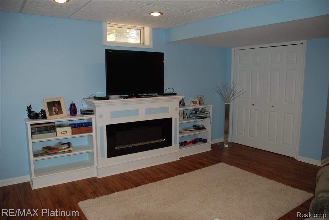 6388 Woodbrook Road Linden, MI 48451 - Photo 36 of 43 DSC_0778.JPG