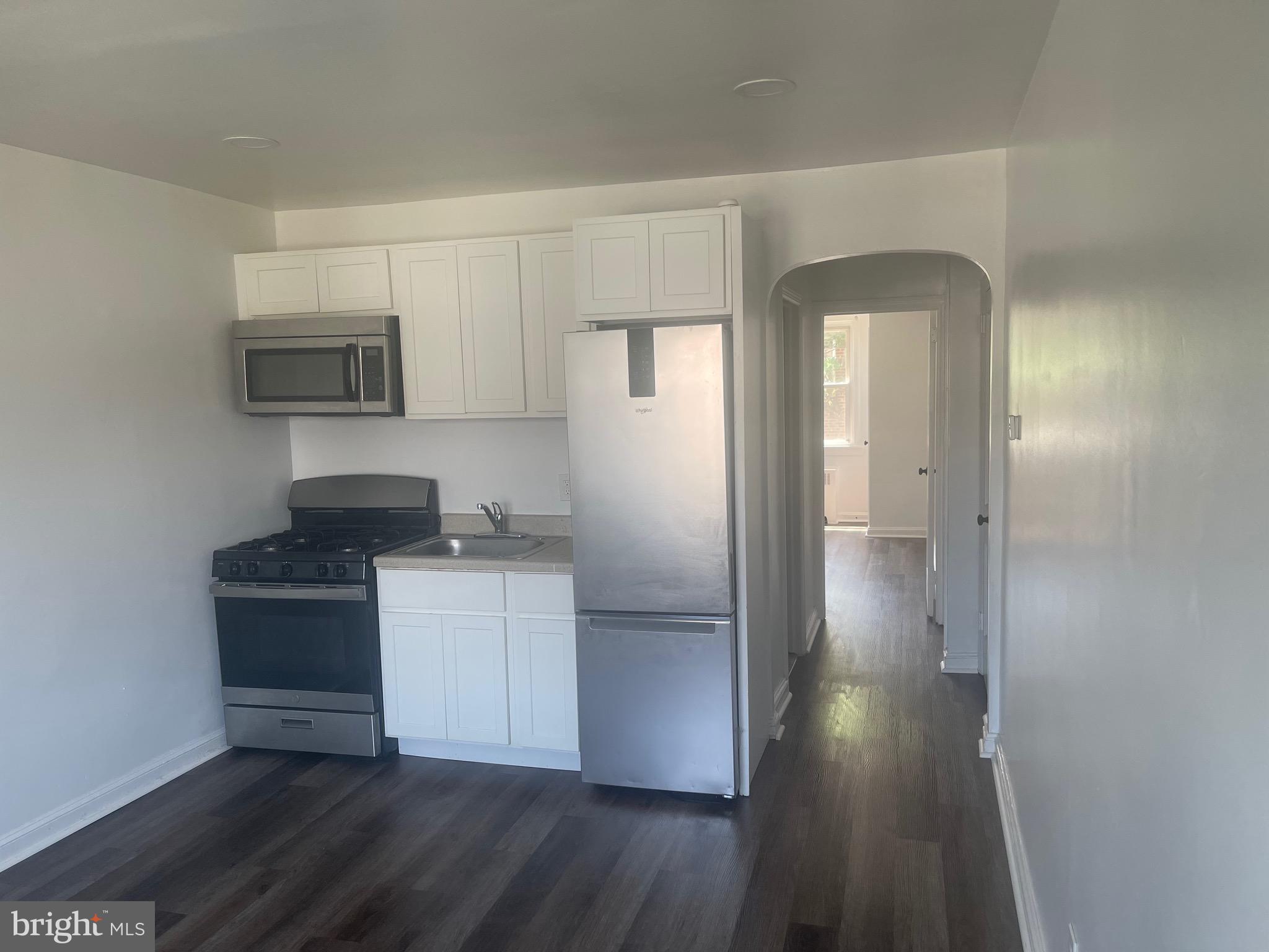 808 Derwyn Road, Unit A Drexel Hill, PA 19026 - Photo 4 of 6