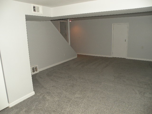 1239 North Adams Street Owosso, MI 48867 - Photo 25 of 28 31343860-24.JPG