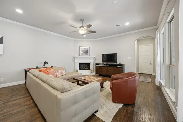 $3,500 | 6936 Fairfield Lane, North Richland Hills, TX 76182