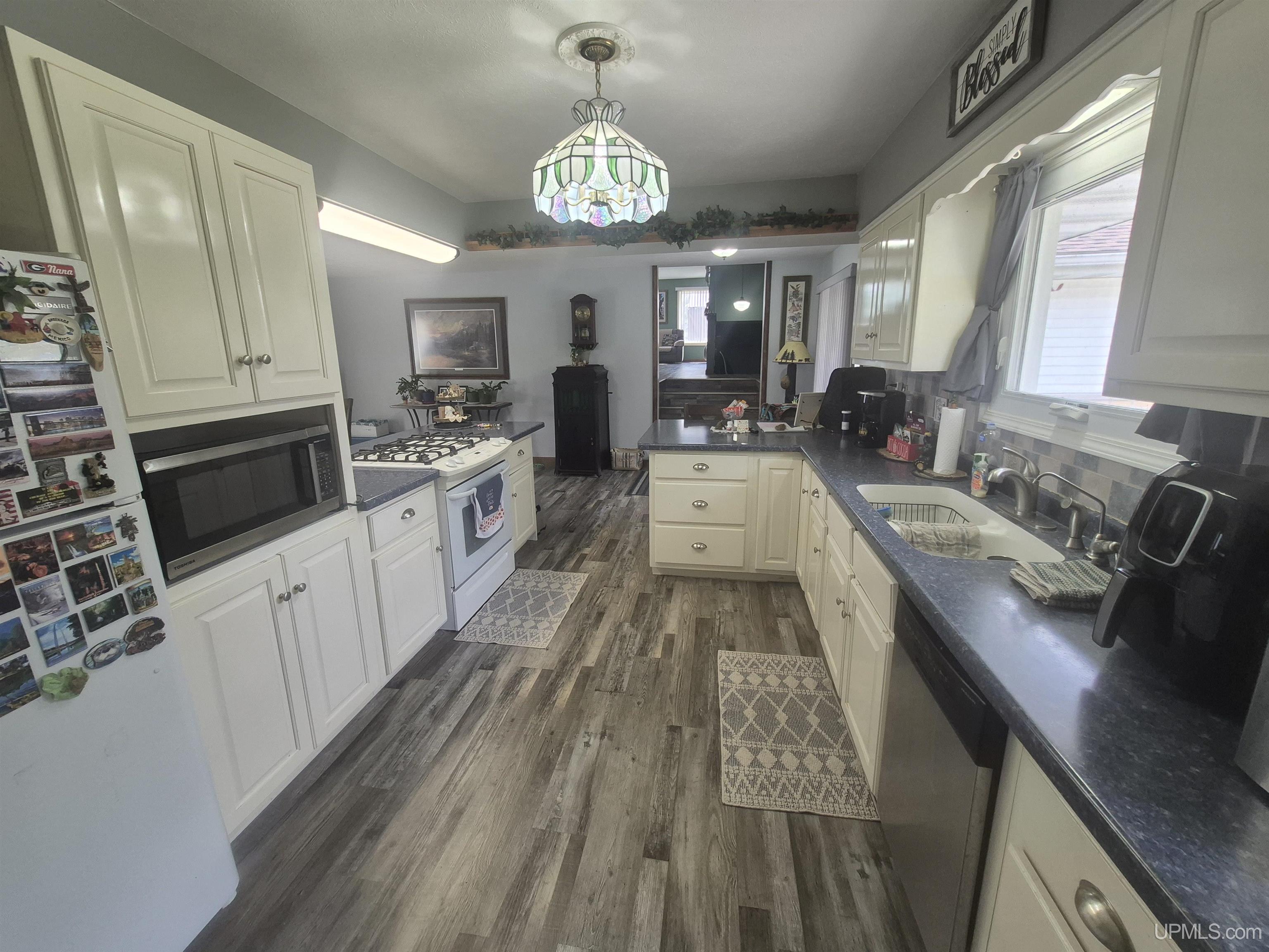 8888 Ll Road Rapid River, MI 49878 - Photo 27 of 89