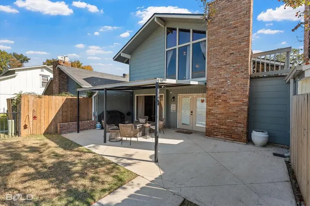 a view of a house with patio