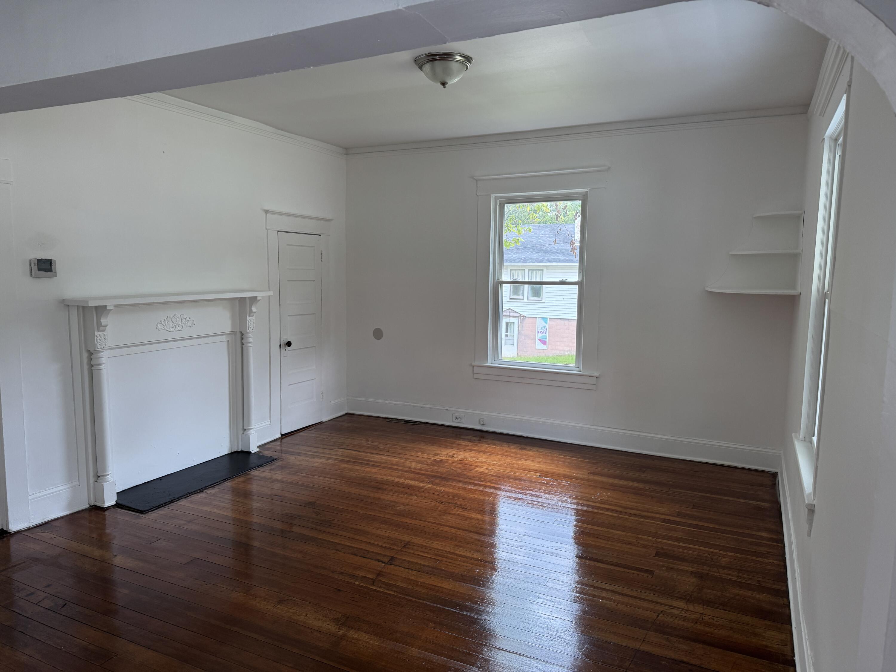 402 Kemper Road Danville, VA 24541 - Photo 4 of 12 IMG_0890