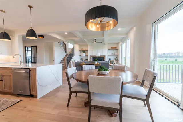 $1,249,000 | 6830 Wilderness Street, Bettendorf, IA 52722