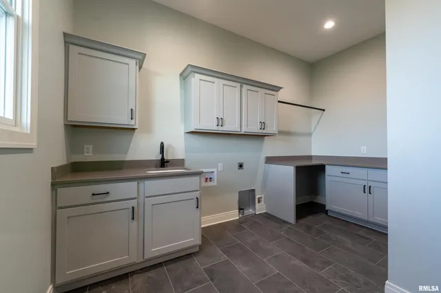 $1,249,000 | 6830 Wilderness Street, Bettendorf, IA 52722