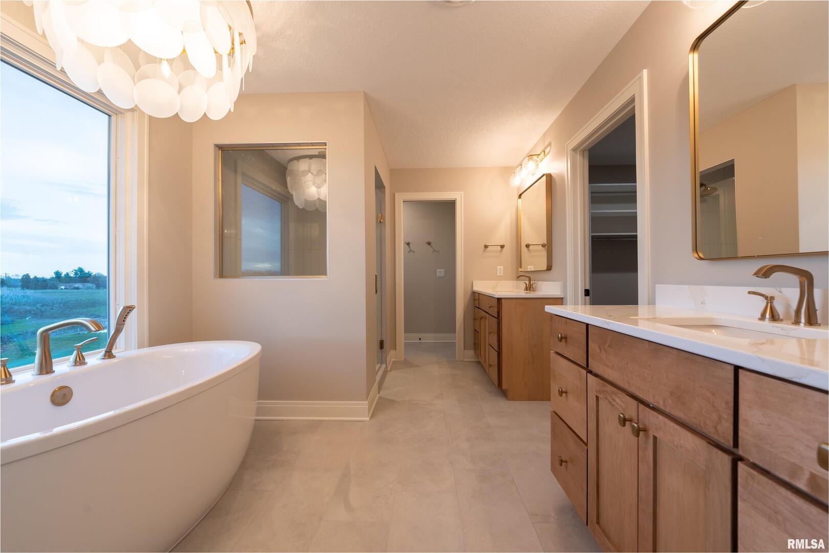 6830 Wilderness Pointe Bettendorf, IA 52722 - Photo 28 of 46