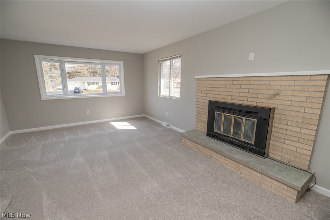 3670 Cottage Grove Road Akron, OH 44319 - Photo 4 of 27