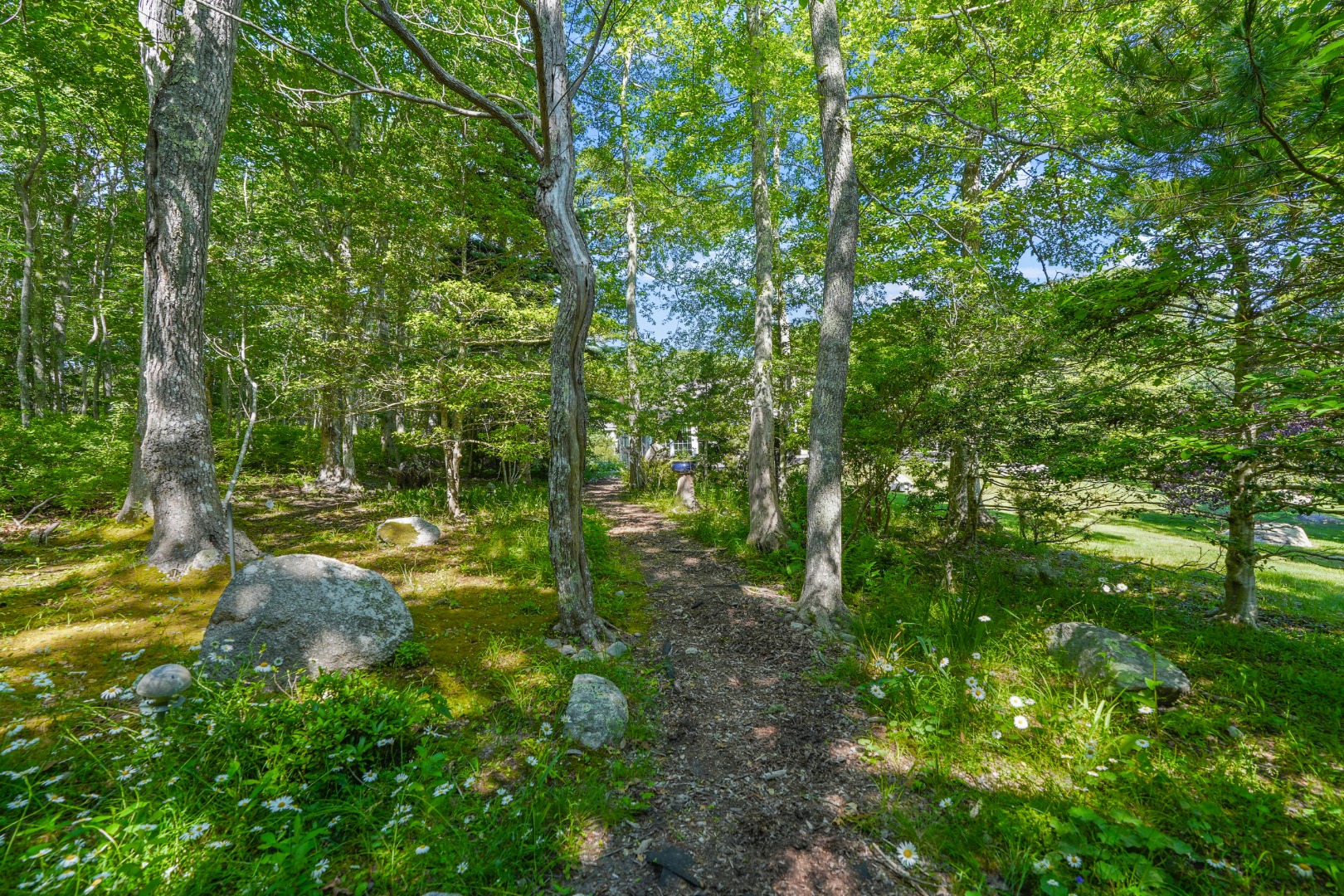 300 N Road Chilmark, MA 02535 - Photo 33 of 39