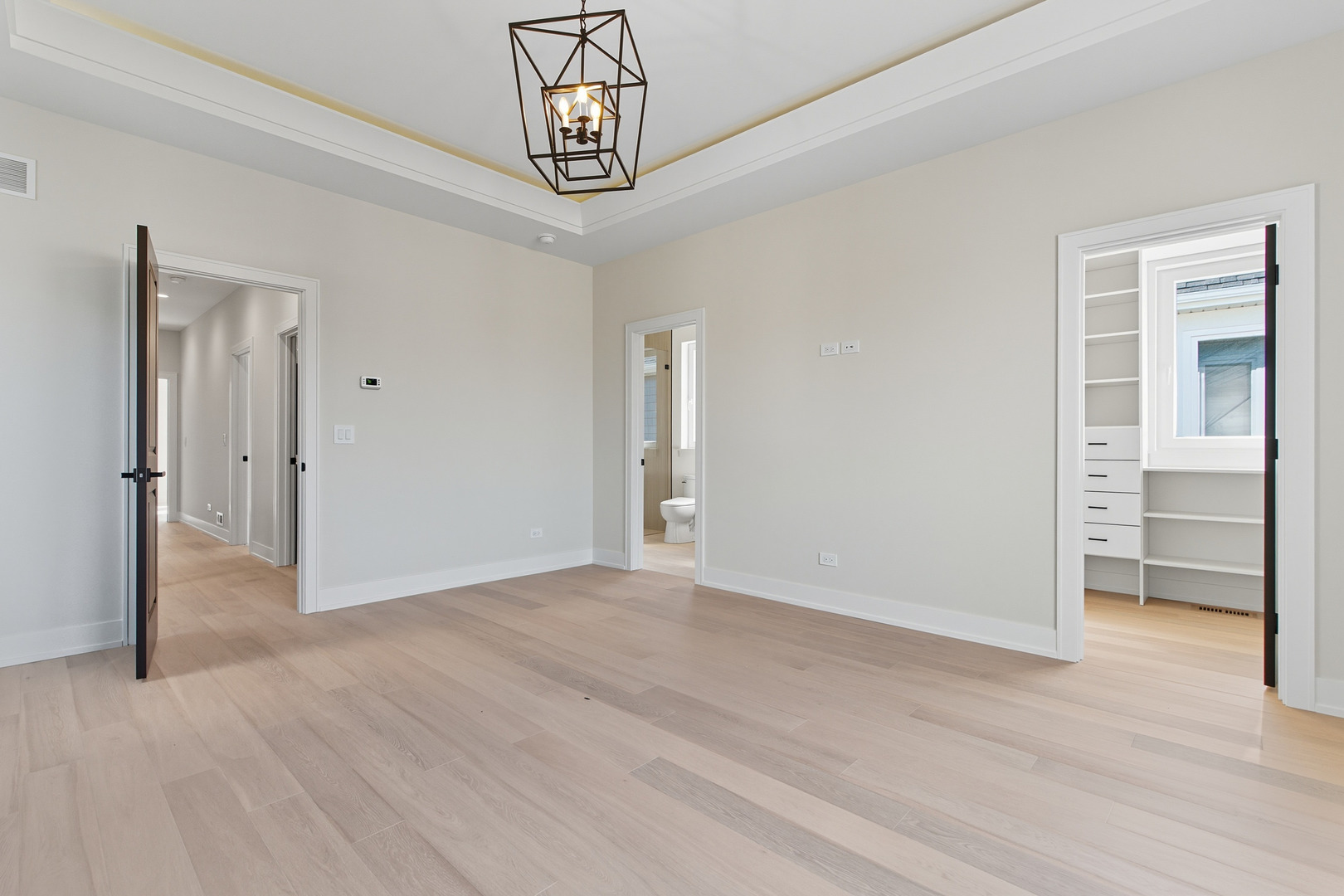 5254 West Newport Avenue Chicago, IL 60641 - Photo 20 of 27 a view of a livingroom with a wooden floor