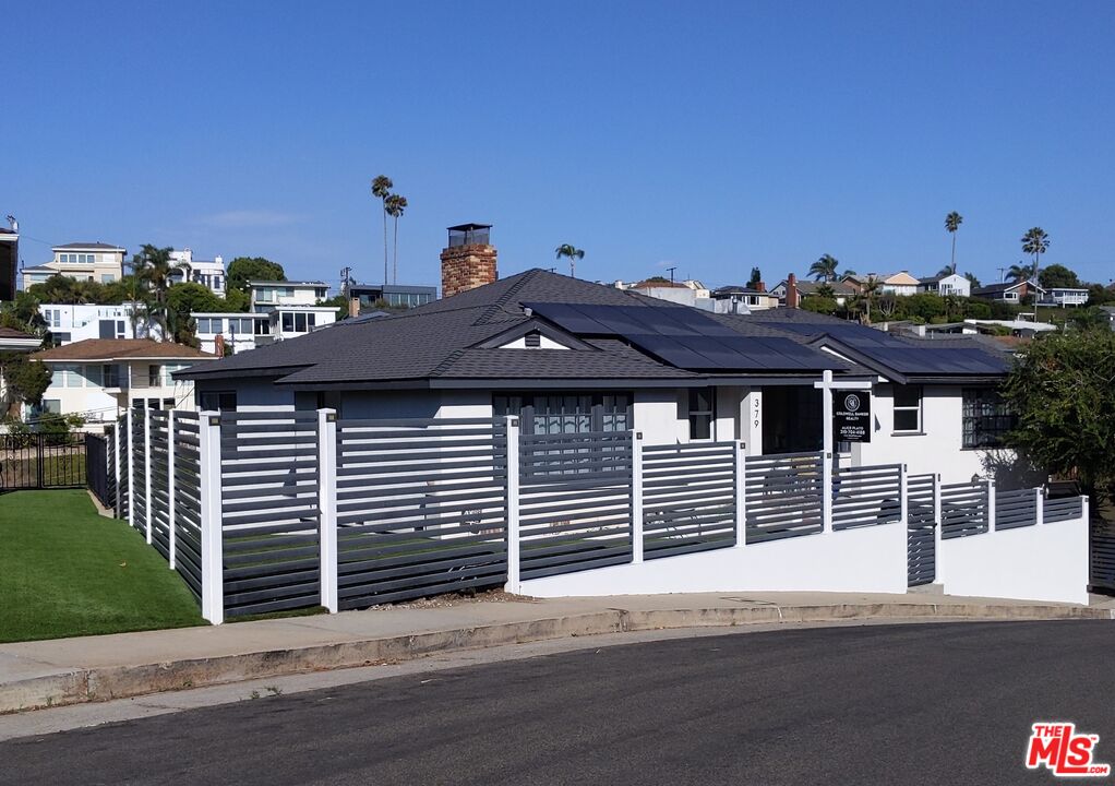379 Fowling Street Playa del Rey, CA 90293 - Photo 15 of 37 Gallery Image 15