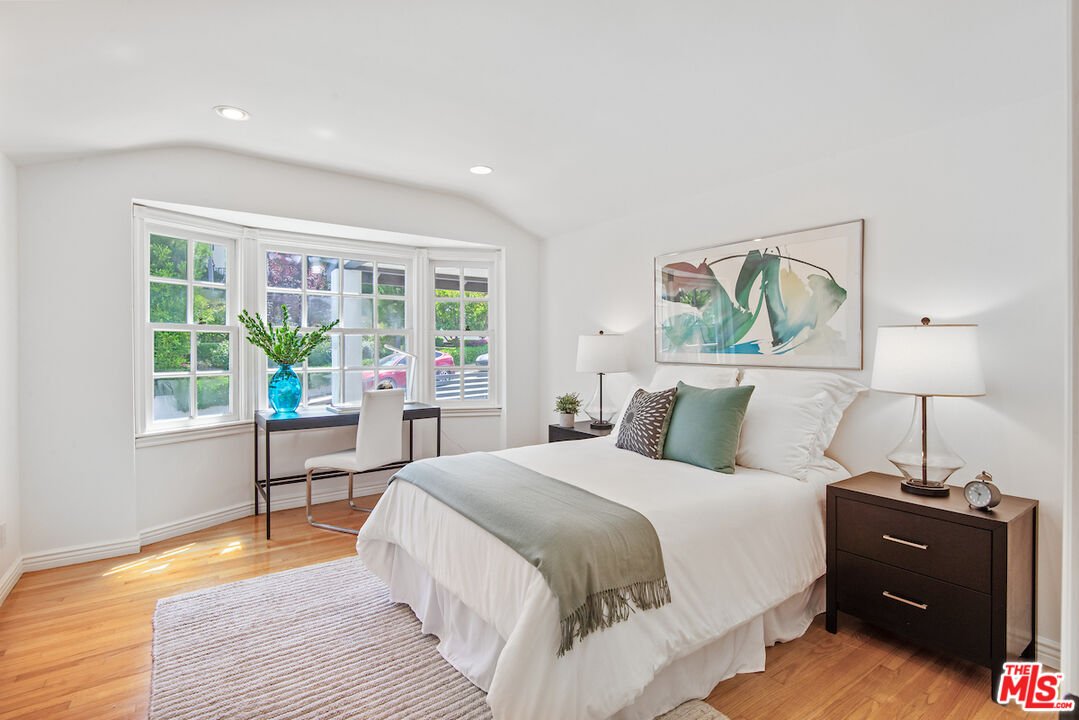 379 Fowling Street Playa del Rey, CA 90293 - Photo 24 of 37 Gallery Image 24