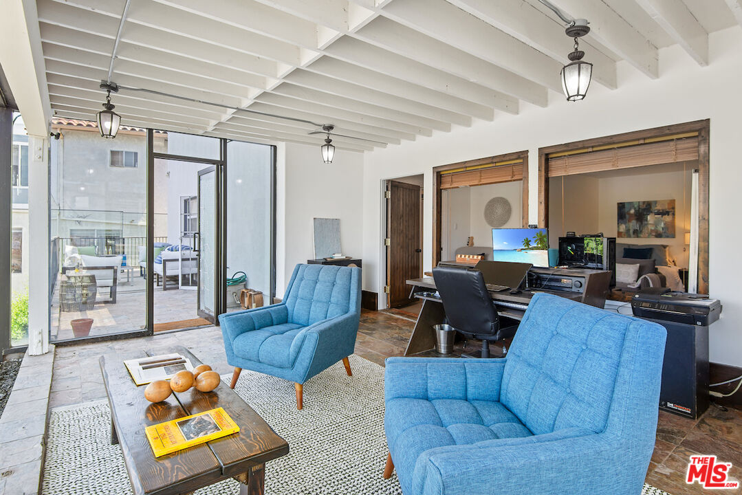379 Fowling Street Playa del Rey, CA 90293 - Photo 27 of 37 Gallery Image 27