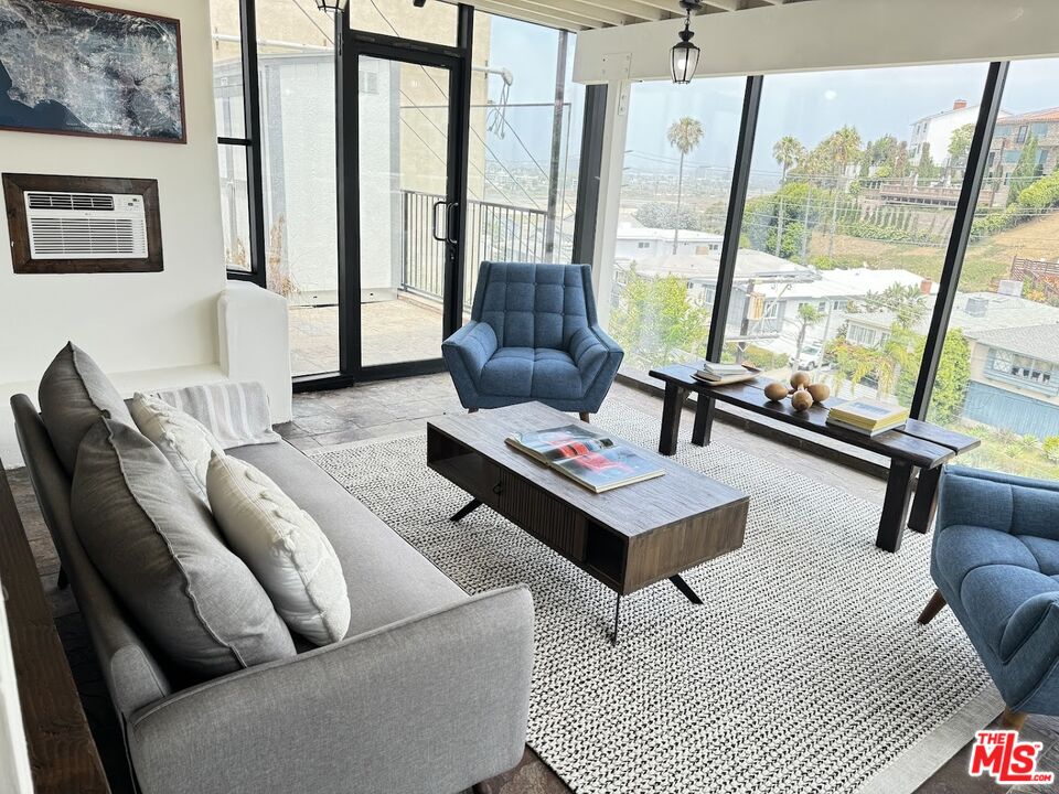 379 Fowling Street Playa del Rey, CA 90293 - Photo 28 of 37 Gallery Image 28