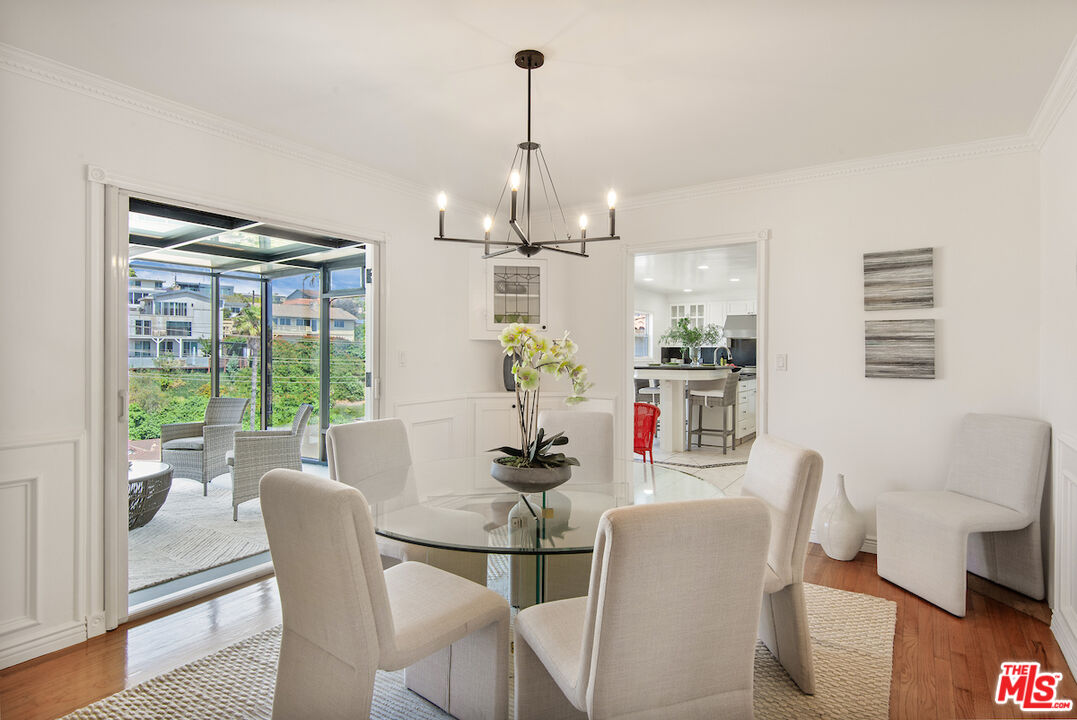 379 Fowling Street Playa del Rey, CA 90293 - Photo 10 of 37 Gallery Image 10
