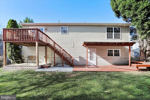 $299,000 | 151 Farm Pond Lane, Martinsburg, WV 25404