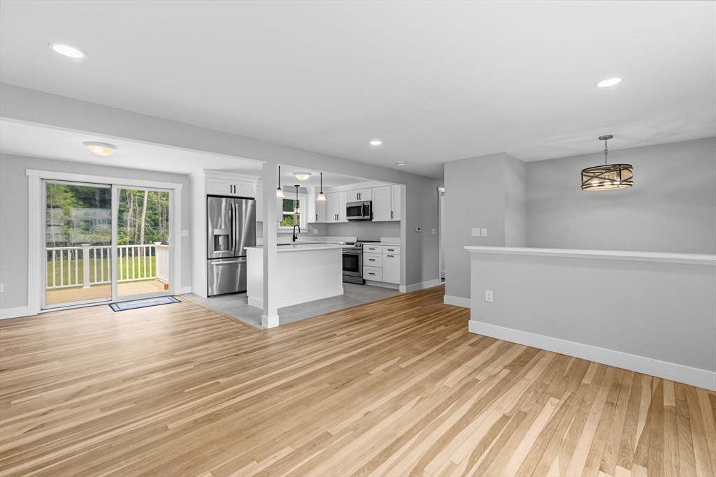 159 Walnut Street Halifax, MA 02338 - Photo 9 of 41