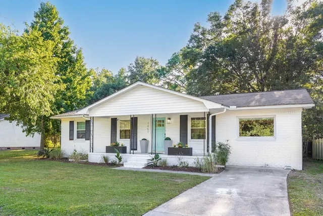 $595,000 | 1451 Woodview Lane, Charleston, SC 29412