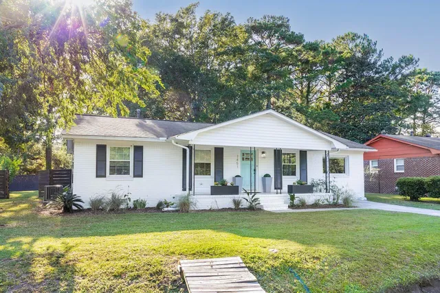 $595,000 | 1451 Woodview Lane, Charleston, SC 29412