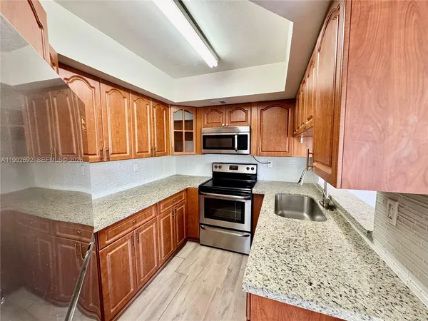 $2,250 | 8335 Southwest 152nd Avenue, Unit B408, Miami, FL 33193