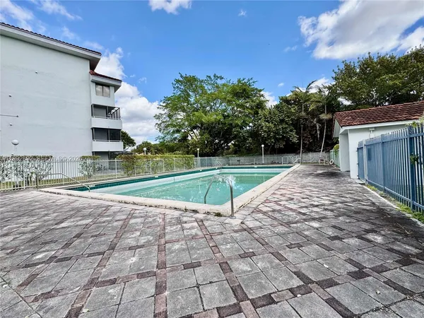 $2,250 | 8335 Southwest 152nd Avenue, Unit B408, Miami, FL 33193