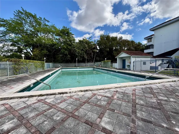 $2,250 | 8335 Southwest 152nd Avenue, Unit B408, Miami, FL 33193