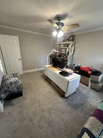 $194,900 | 2100 North High Street, Muncie, IN 47303