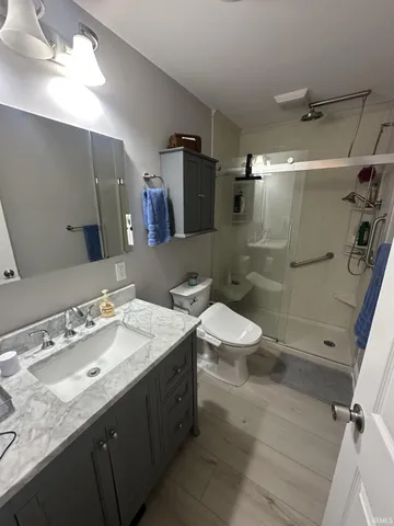 $194,900 | 2100 North High Street, Muncie, IN 47303