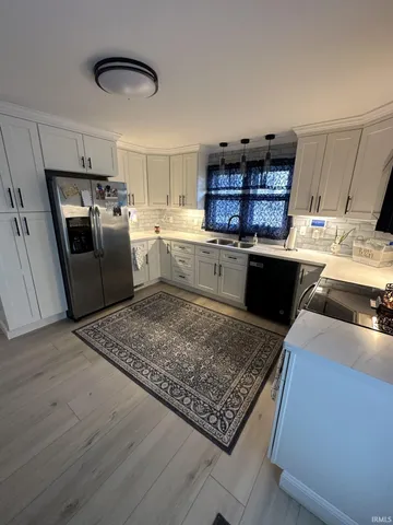 $194,900 | 2100 North High Street, Muncie, IN 47303