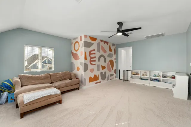 $800,000 | 1954 Headwaters Boulevard, Dripping Springs, TX 78620