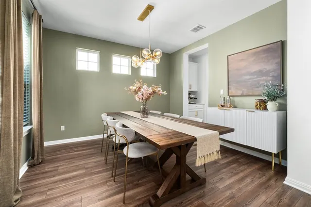 $800,000 | 1954 Headwaters Boulevard, Dripping Springs, TX 78620