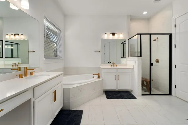 $800,000 | 1954 Headwaters Boulevard, Dripping Springs, TX 78620