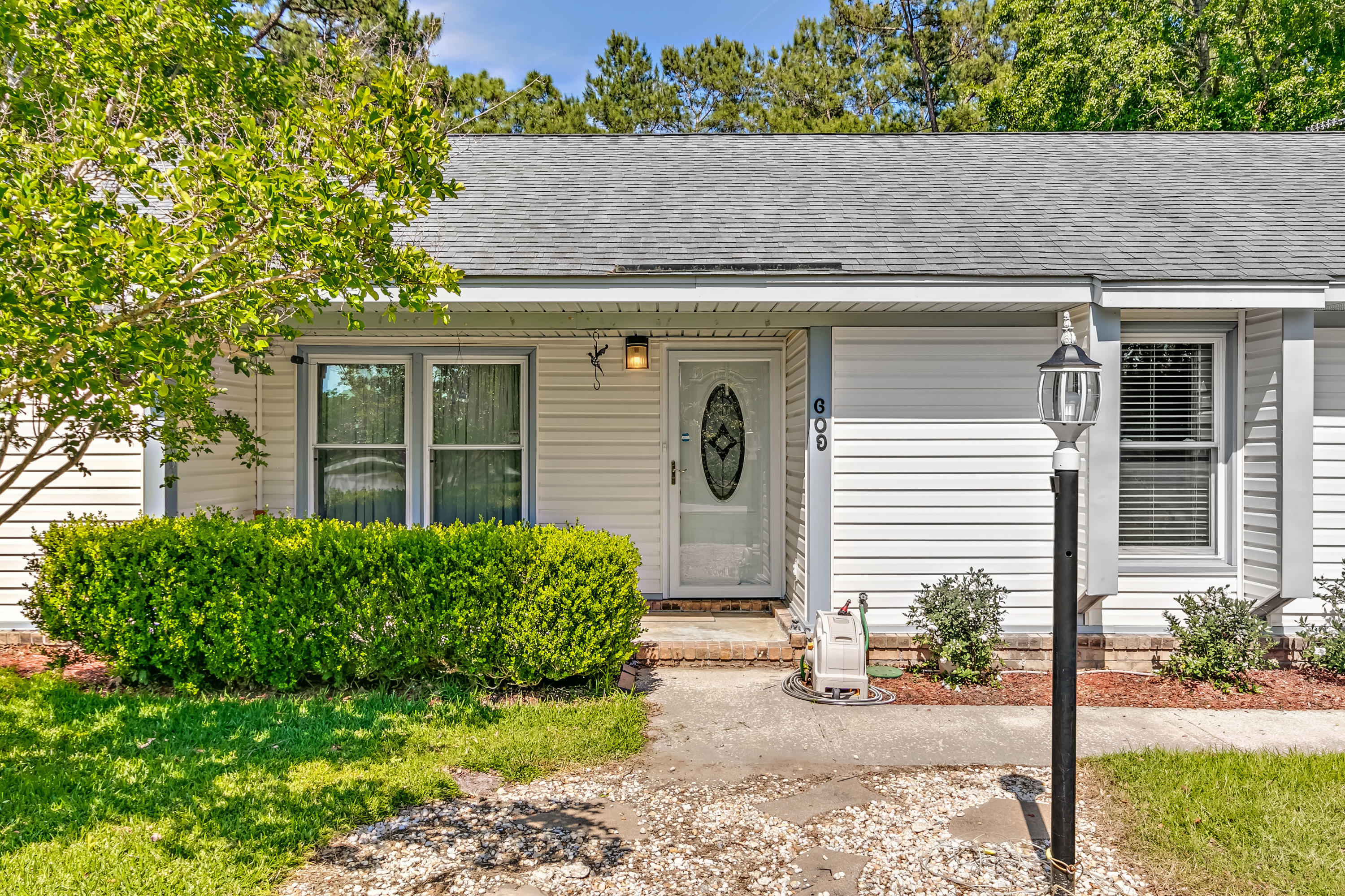609 Longleaf Road Summerville, SC 29486 - Photo 3 of 26 GPS VISUALS RE PHOTOGRAPHY 3