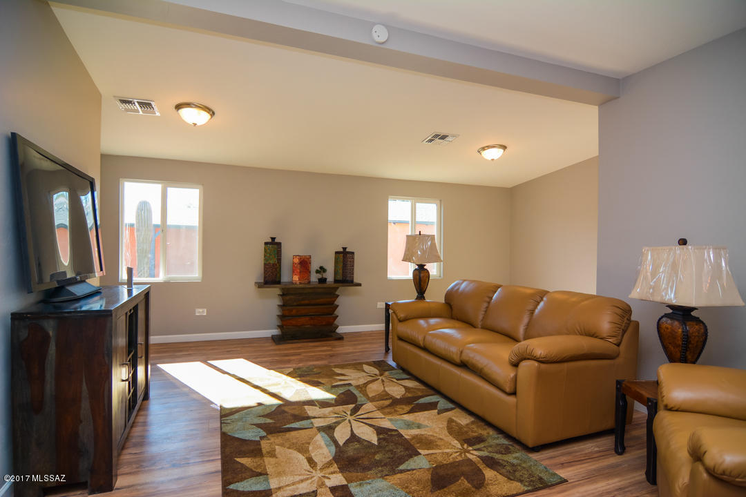 2000 East Spring Street Tucson, AZ 85719 - Photo 17 of 29 Gallery Image 17