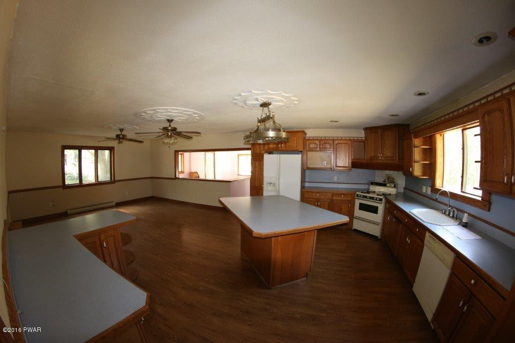 2841 Madisonville Road Moscow, PA 18444 - Photo 32 of 32 31 Kitchen dining living