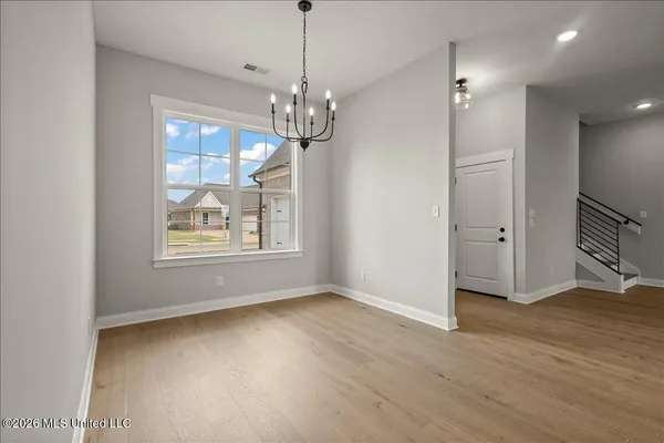 $384,900 | 854 Coahoma Court, Nesbit, MS 38651