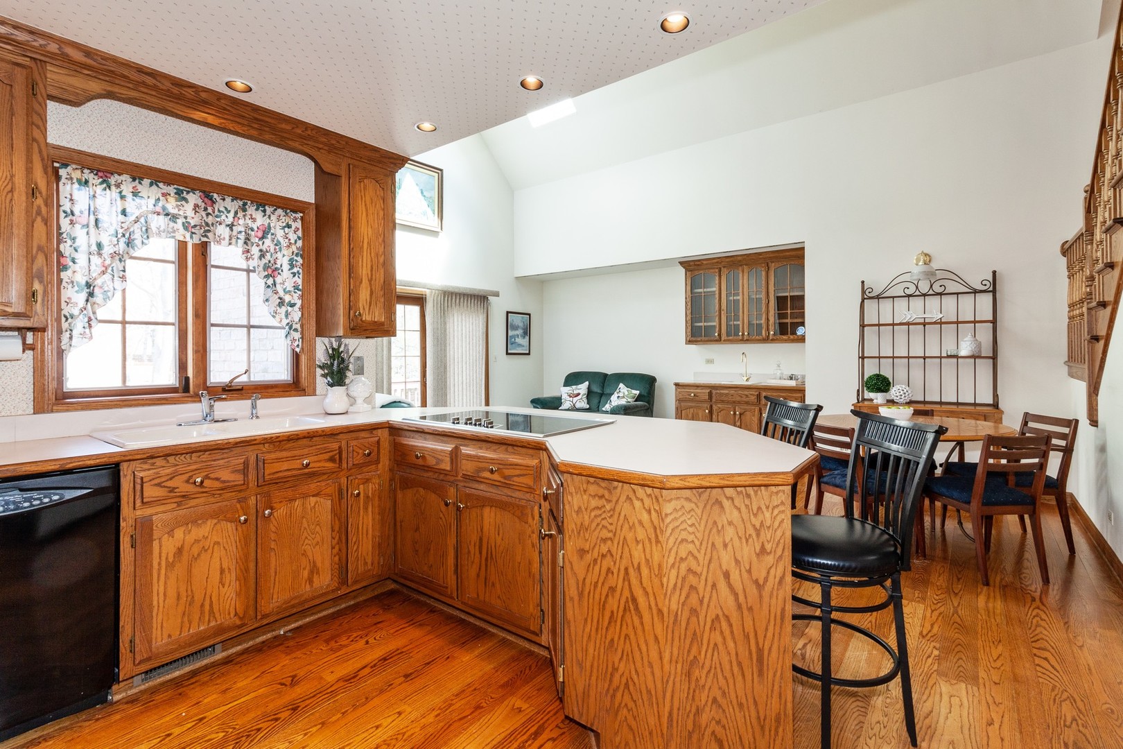10 Tartan Ridge Road Burr Ridge, IL 60527 - Photo 5 of 23